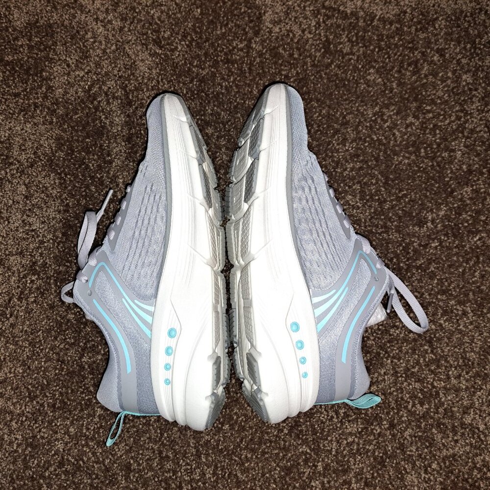 Easy Spirit Women's Maxine2 EMOVE Sneaker - Picture 5 of 9